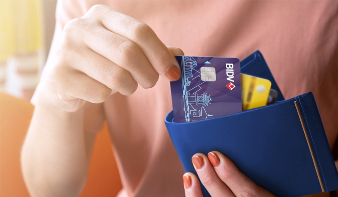 Thẻ tín dụng hoàn tiền mang lại cực nhiều ưu đãi hấp dẫn cho khách hàng