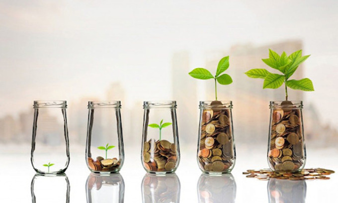 Quản lý tài chính cá nhân hiệu quả là một trong những lợi ích nổi bật của gửi tiết kiệm.